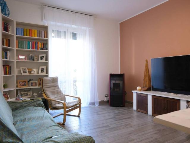 Appartamento in vendita a Pieve Emanuele, Lombardia