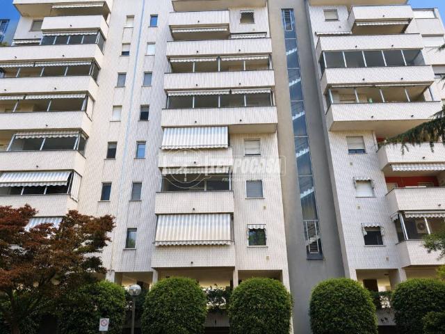 Appartamento in vendita a Pieve Emanuele, Lombardia