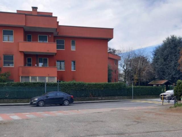 Appartamento in vendita a Pieve Emanuele, Lombardia