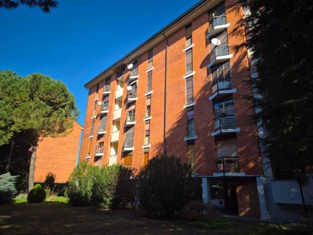 Appartamento in vendita a Pieve Emanuele, Lombardia