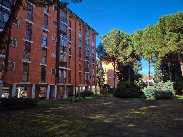 Appartamento in vendita a Pieve Emanuele, Lombardia