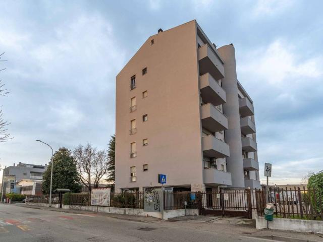 Appartamento in vendita a Pontesesto, Rozzano