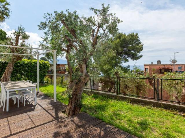 Appartamento in vendita a Pieve Ligure, Liguria