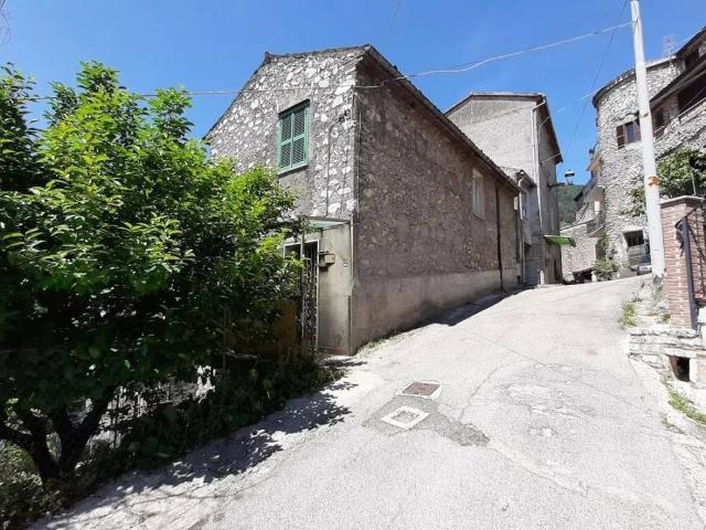 Appartamento in vendita a Piglio, Lazio