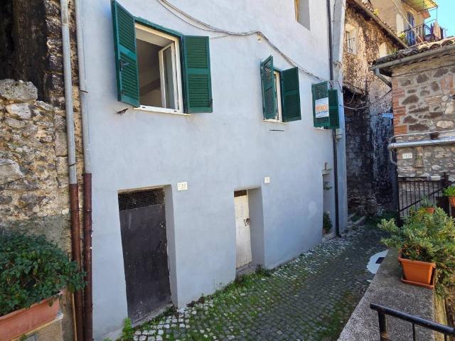 Appartamento in vendita a Piglio, Lazio
