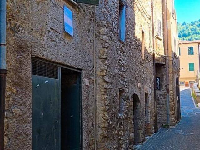 Appartamento in vendita a Piglio, Lazio