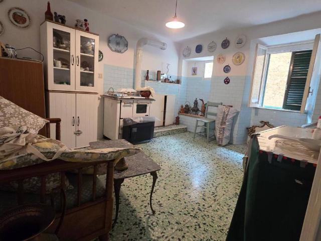Appartamento in vendita a Piglio, Lazio