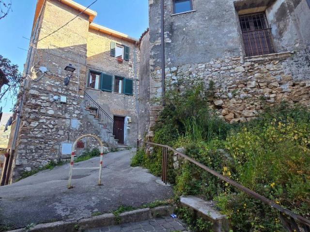 Appartamento in vendita a Piglio, Lazio