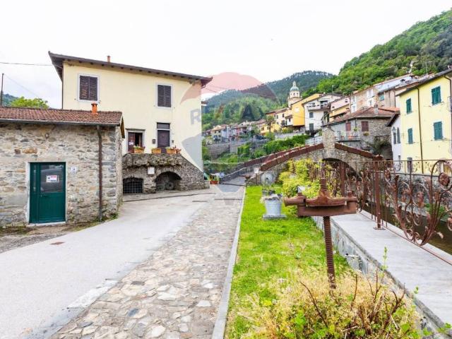 Appartamento in vendita a Casale, Pignone