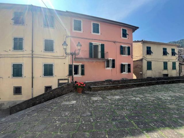 Appartamento in vendita a Pignone, Liguria
