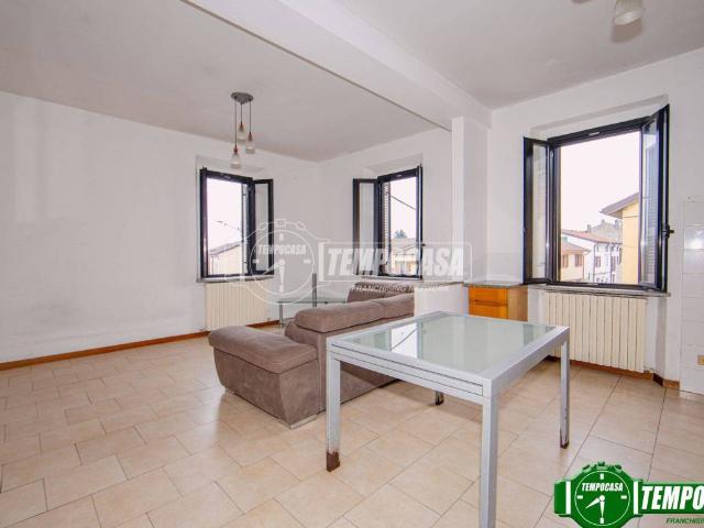 Appartamento in vendita a Pinarolo Po, Lombardia