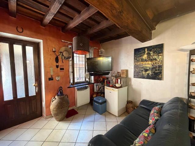 Appartamento in vendita a Pinerolo, Torino