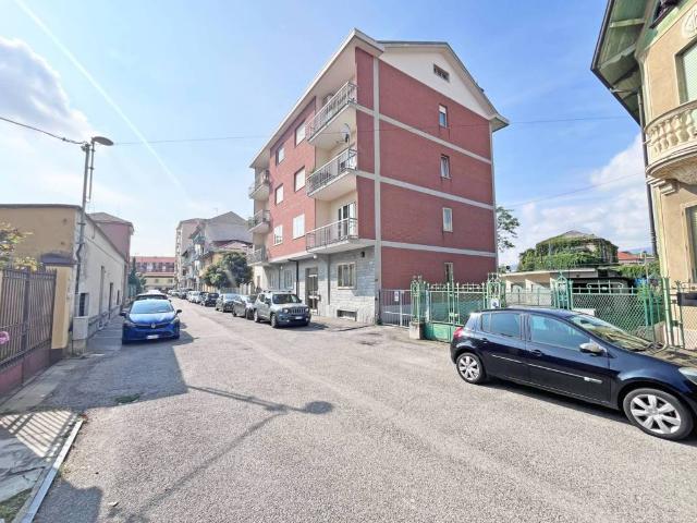 Appartamento in vendita a Pinerolo, Torino