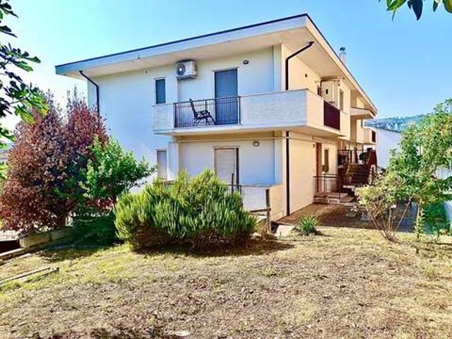 Appartamento in vendita a Pineto, Abruzzo