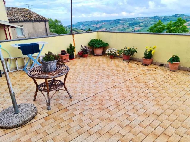 Appartamento in vendita a Pineto, Abruzzo