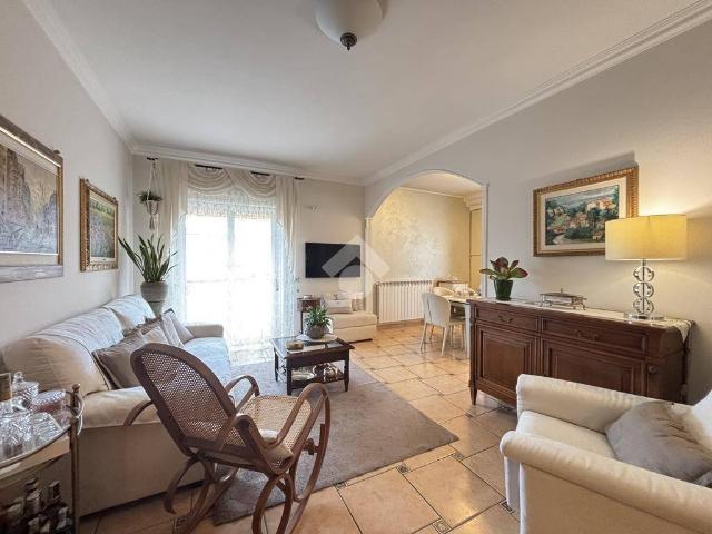 Appartamento in vendita a Quartiere dei fiori, Pineto