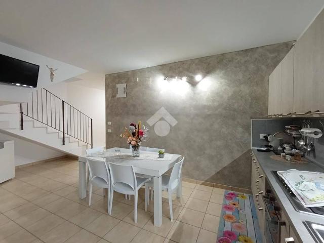Appartamento in vendita a Quartiere dei fiori, Pineto