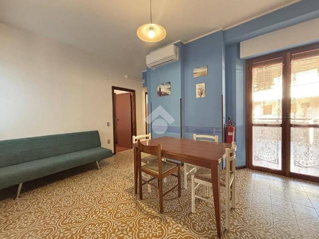 Appartamento in vendita a Quartiere dei poeti, Pineto