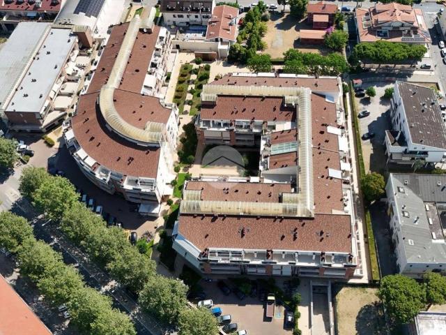 Appartamento in vendita a Quartiere dei poeti, Pineto