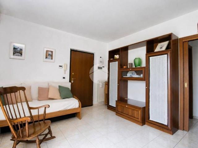 Appartamento in vendita a Quartiere dei poeti, Pineto