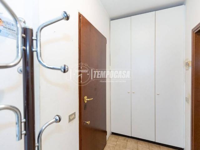 Appartamento in vendita a Molino Ortolina, Pioltello