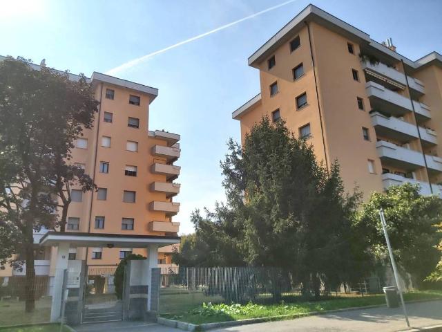 Appartamento in vendita a Molino Ortolina, Pioltello