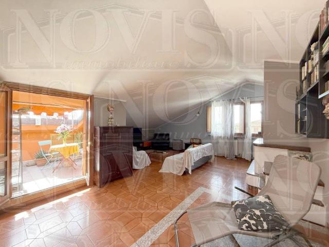 Appartamento in vendita a Pioltello, Lombardia