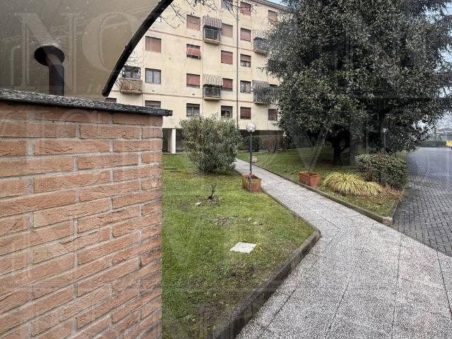 Appartamento in vendita a Seggiano, Pioltello