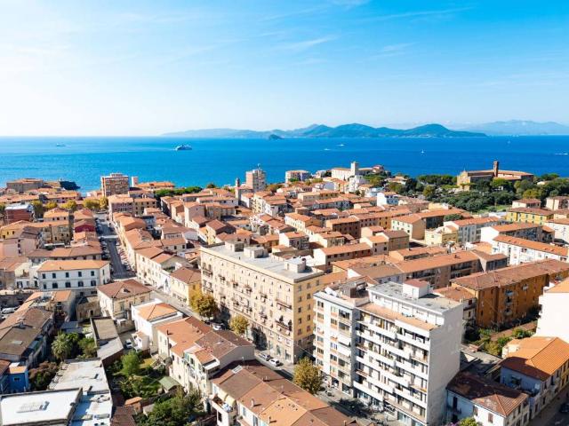 Appartamento in vendita a Porta a Terra, Piombino