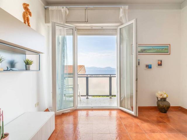 Appartamento in vendita a Salivoli, Piombino