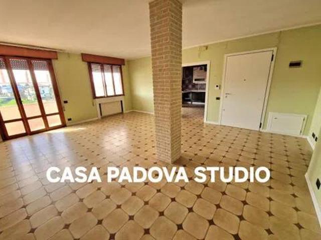 Appartamento in vendita a Quartiere Sant'Anna, Piove Di Sacco