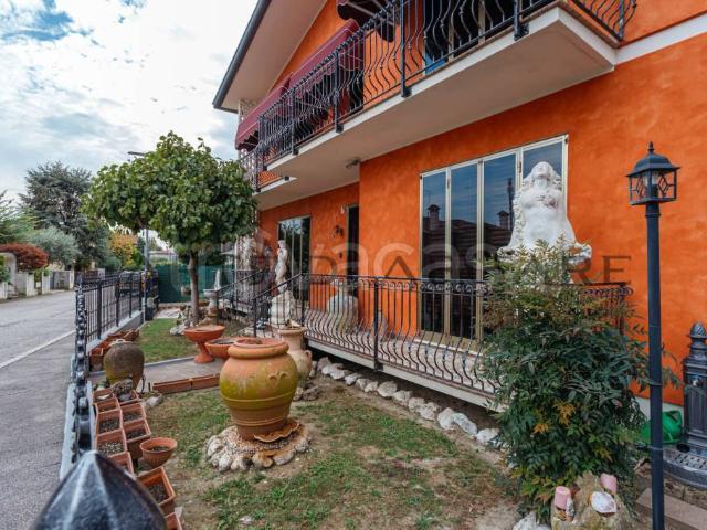 Villa Indipendente in vendita a Quartiere Sant'Anna, Piove di Sacco