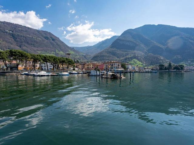 Appartamento in vendita a Comunità montana del Sebino bresciano, Pisogne