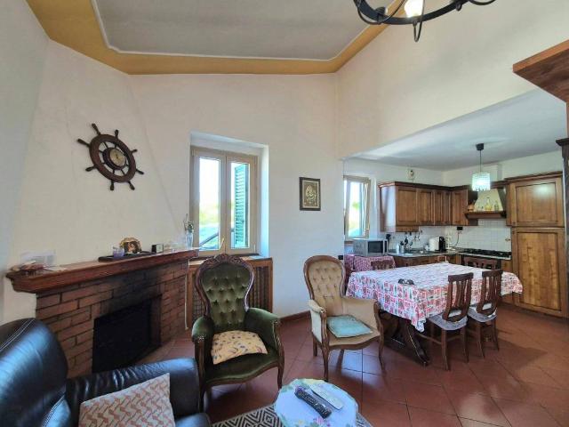 Appartamento in vendita a Piuvica, Pistoia