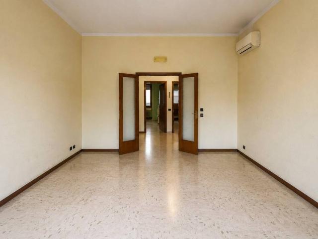 Appartamento in vendita a Pontelungo, Pistoia