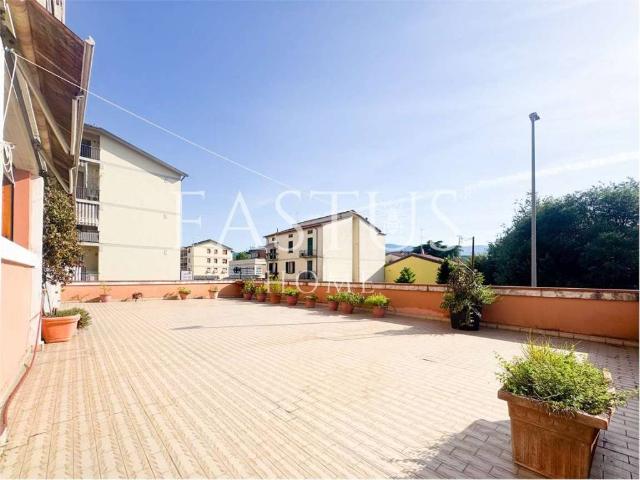 Appartamento in vendita a Pistoia, Toscana