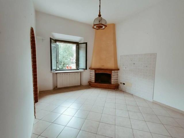 Appartamento in vendita a Pistoia, Toscana