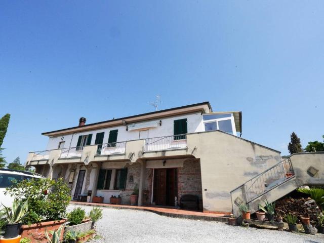 Appartamento in vendita a Pontenuovo, Pistoia