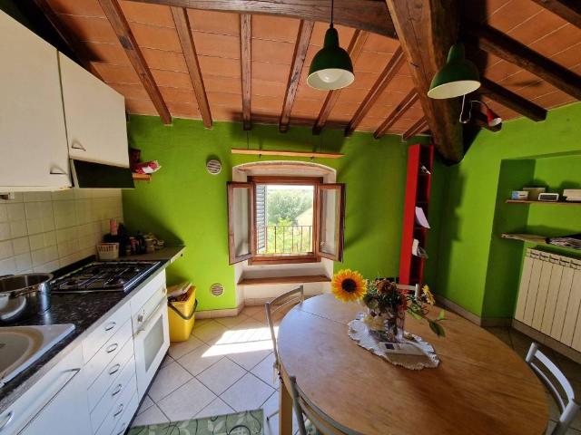 Appartamento in vendita a Pistoia, Toscana
