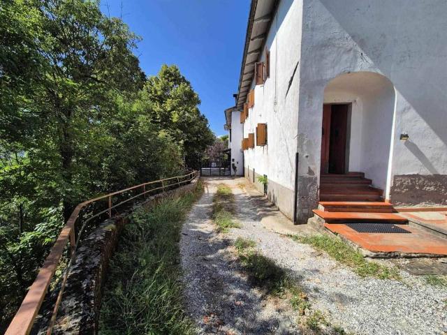 Appartamento in vendita a Pistoia, Toscana