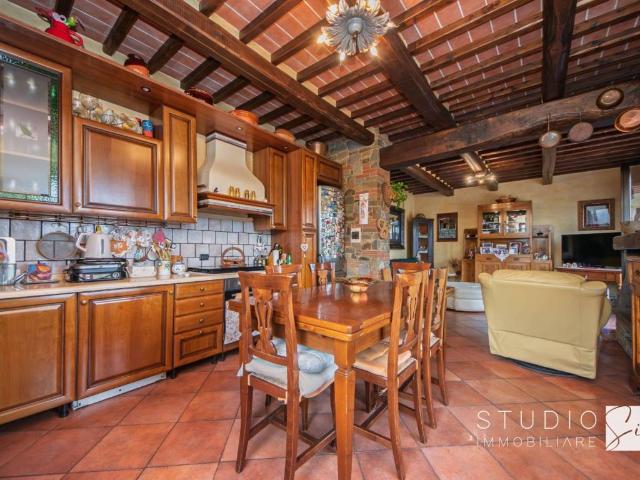 Appartamento in vendita a Nespolo, Pistoia