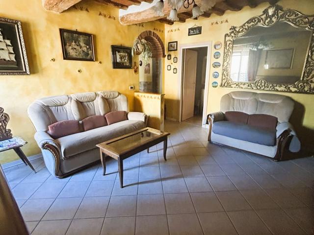 Appartamento in vendita a Gello, Pistoia