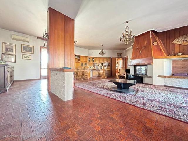 Appartamento in vendita a Pizzighettone, Lombardia