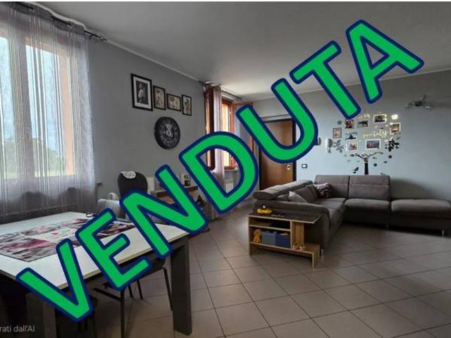 Appartamento in vendita a Pizzighettone, Lombardia