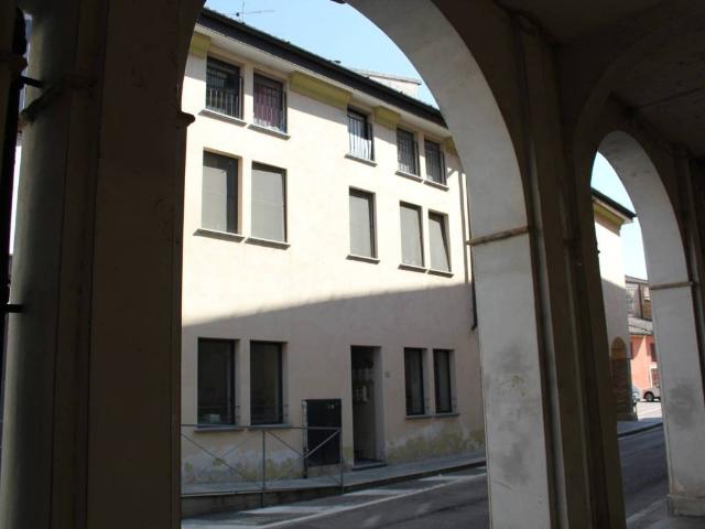 Appartamento in vendita a Pizzighettone, Lombardia