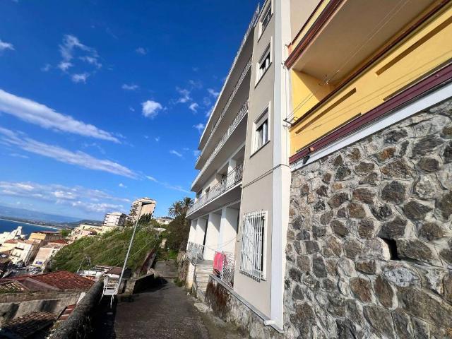 Appartamento in vendita a Calabria, Vibo Valentia
