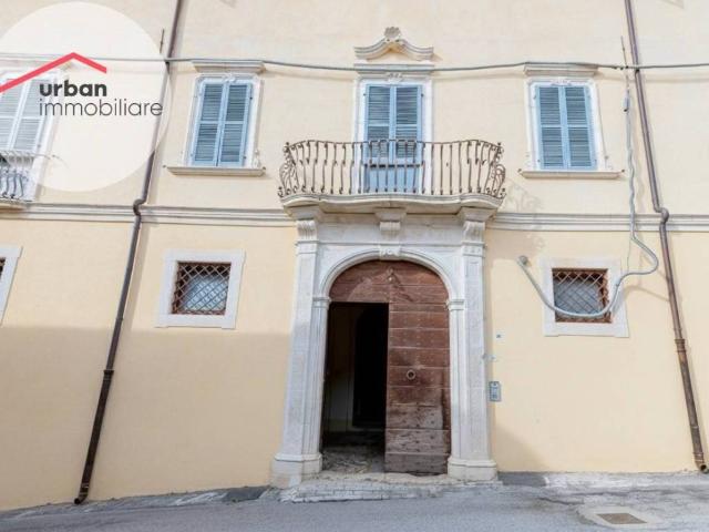 Appartamento in vendita a Pizzoli, Abruzzo