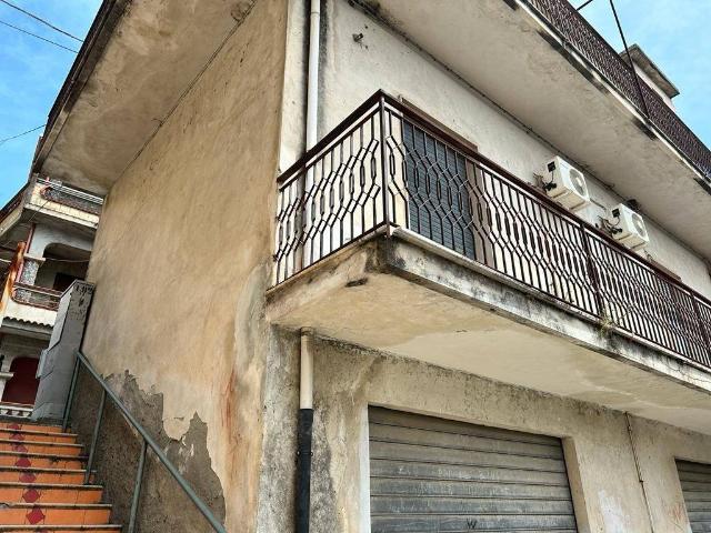 Appartamento in vendita a Calabria, Reggio Calabria