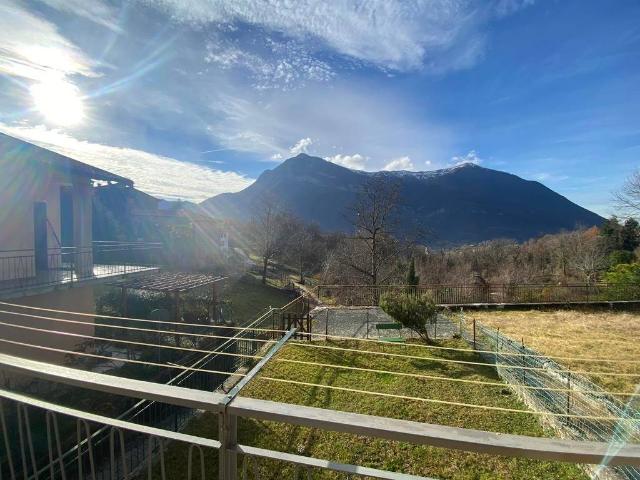 Appartamento in vendita a Plesio, Lombardia