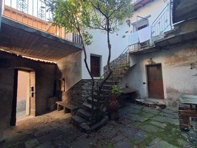 Appartamento in vendita a Villa, Plesio